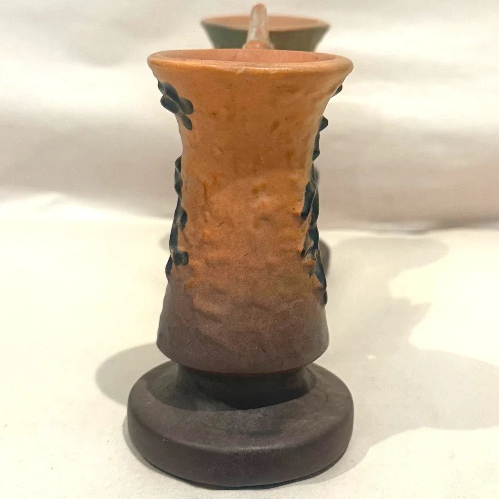 Roseville Magnolia Double Bud Vase 186-4 Art Pottery Circa 1943 Brown Glaze